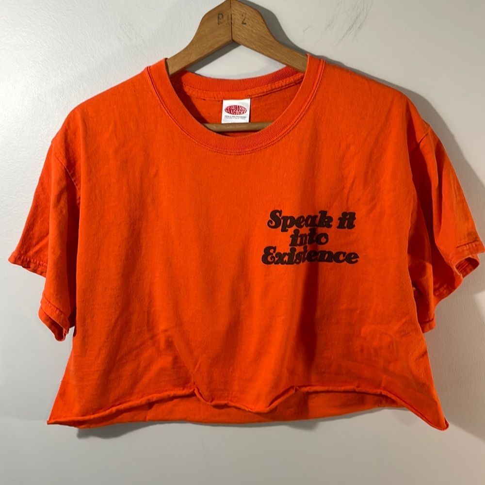 Petals and Peacocks lifestyle brand crop tee “speak it into existence” size LG